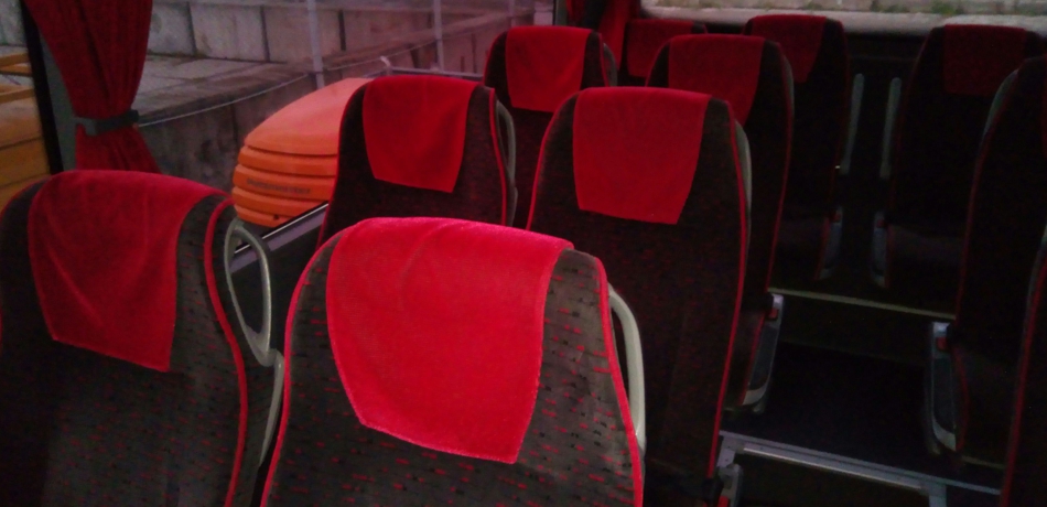 inchirieri autocare mercedes tourismo