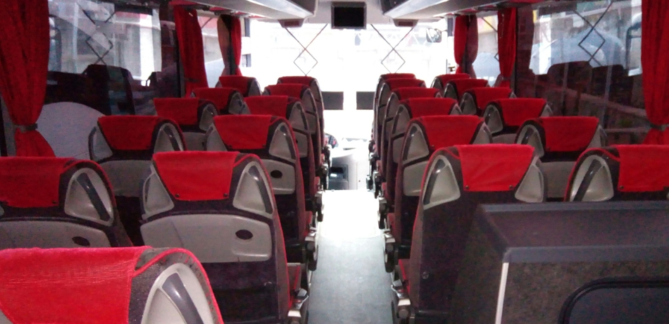 inchirieri autocare mercedes